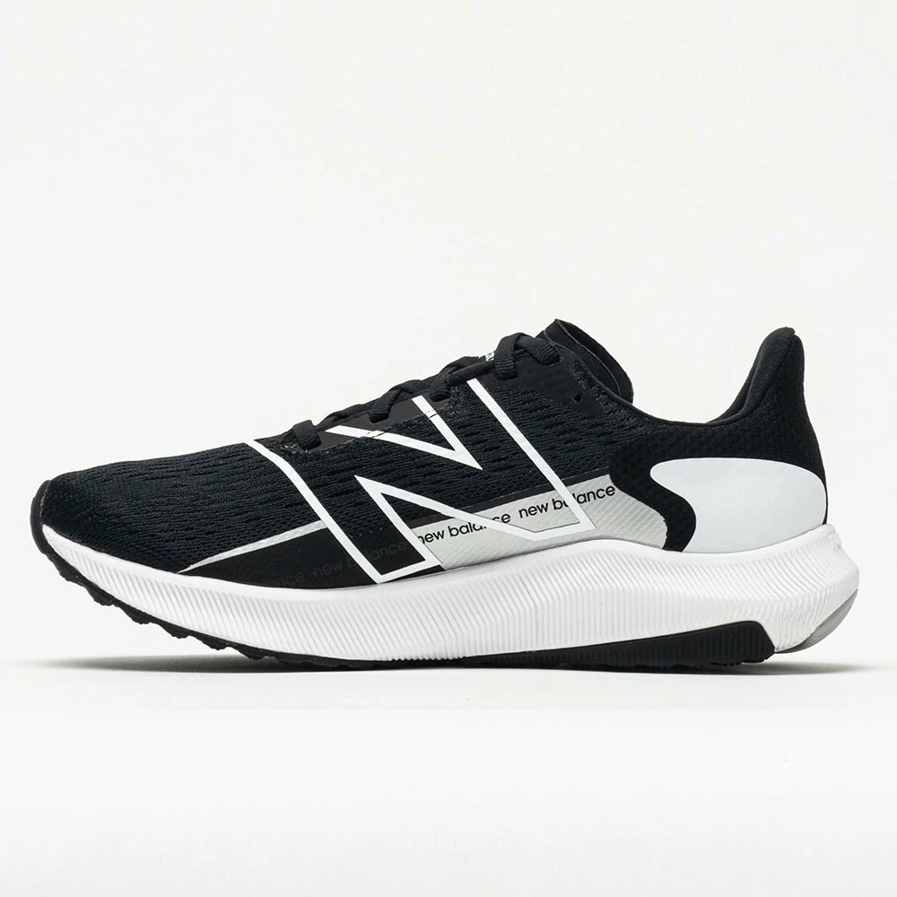 Outlet 👏 Buy 🤩 New Balance FuelCell Propel V2 👩 Women's Black/White ✨ 👏 4 New Balance FuelCell Propel V2 Women's Black/White