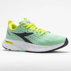Diadora Mythos Blushield Volo Women's Green Ash/Black/Sulphur Spring