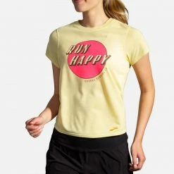 Hot Sale ๐ Cheap ๐ฅ Brooks Distance Graphic Short Sleeve ๐ฉ Women's (2020) ๐ฉ Women's Clothing โ ๐ 20 Brooks Distance Graphic Short Sleeve Women's (2020) Women's Clothing