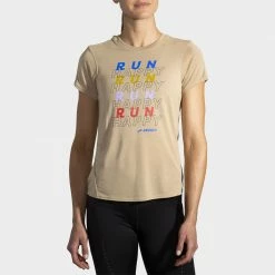 Brooks Distance Graphic Short Sleeve Spring 2022 Women's
