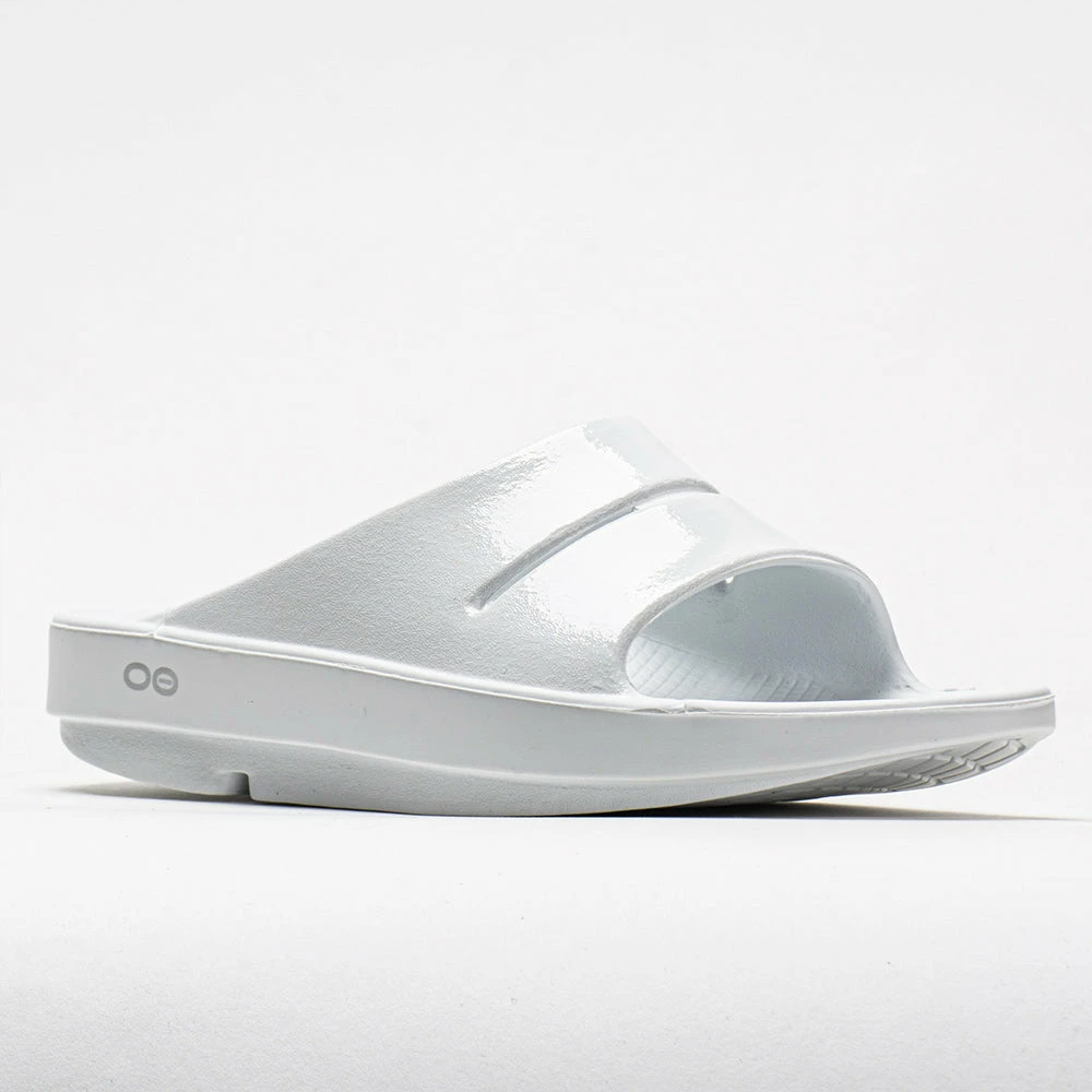 Outlet ๐ Budget ๐ ๐ฉด Sandals & Slides OOFOS OOahh Luxe ๐ฉ Women's White โ๏ธ ๐งจ 7 Sandals & Slides OOFOS OOahh Luxe Women's White