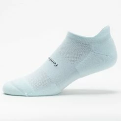 Feetures High Performance Cushion No Show Tab Socks