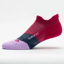 Feetures Elite Light Cushion No Show Tab Socks