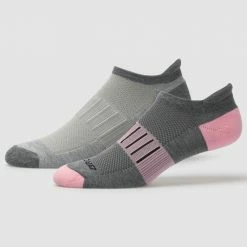 Brand new ๐ Best Pirce ๐ Brooks Ghost Midweight No Show Tab ๐งฆ ๐งฆ Socks 2 Pack ๐ฏ โจ 47 Brooks Ghost Midweight No Show Tab Socks 2 Pack