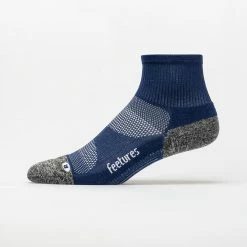 Feetures Elite Light Cushion Quarter Socks